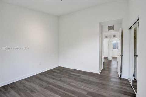 Adosado en alquiler en Pembroke Park, Florida, 3 dormitorios, 119.66 m2 № 2010436 - foto 30