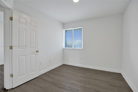 Adosado en alquiler en Pembroke Park, Florida, 3 dormitorios, 119.66 m2 № 2010436 - foto 14