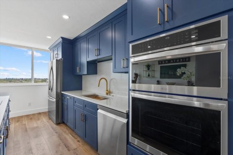 Condominio en venta en Sarasota, Florida, 3 dormitorios, 184.97 m2 № 1898389 - foto 20