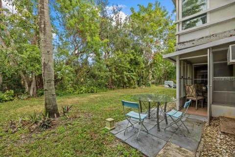 Condo in Bradenton, Florida, 1 bedroom № 2229511 - photo 18