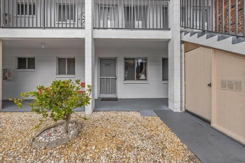 Condo in Bradenton, Florida, 1 bedroom № 2229511 - photo 22