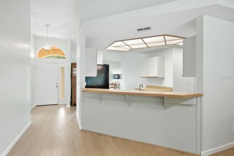 Casa en venta en Pinellas Park, Florida, 4 dormitorios, 166.11 m2 № 2384344 - foto 11