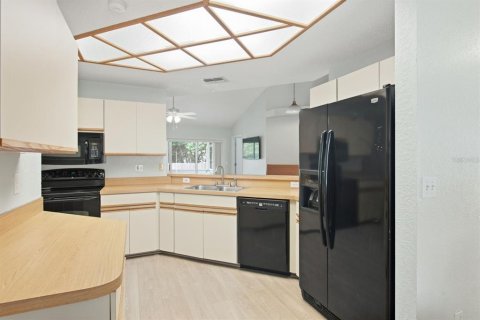 Casa en venta en Pinellas Park, Florida, 4 dormitorios, 166.11 m2 № 2384344 - foto 14