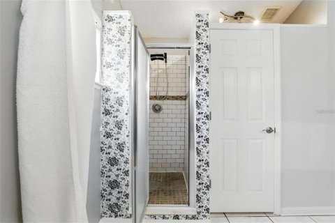 House in Deltona, Florida 3 bedrooms, 159.14 sq.m. № 2210064 - photo 23
