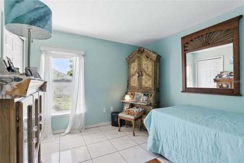 House in Deltona, Florida 3 bedrooms, 159.14 sq.m. № 2210064 - photo 27