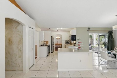 House in Deltona, Florida 3 bedrooms, 159.14 sq.m. № 2210064 - photo 13