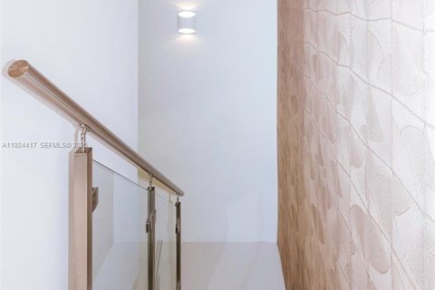 Condo in Fort Lauderdale, Florida, 3 bedrooms  № 2039184 - photo 18