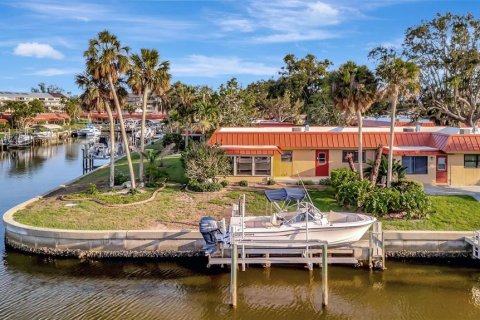 Copropriété à vendre à Bradenton, Floride: 2 chambres, 120.4 m2 № 2329800 - photo 6