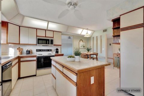 Copropriété à vendre à Bradenton, Floride: 2 chambres, 120.4 m2 № 2329800 - photo 30