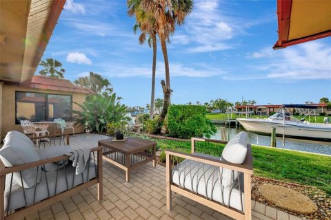 Copropriété à vendre à Bradenton, Floride: 2 chambres, 120.4 m2 № 2329800 - photo 11