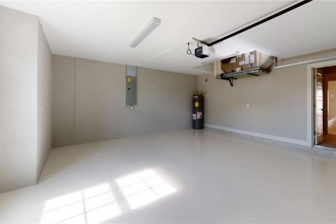 House in North Port, Florida 3 bedrooms, 131.18 sq.m. № 1555289 - photo 13