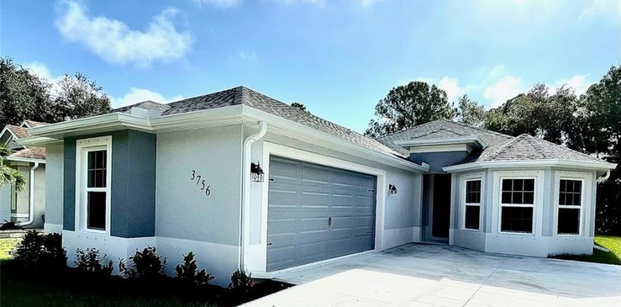 House in North Port, Florida 3 bedrooms, 131.18 sq.m. № 1555289