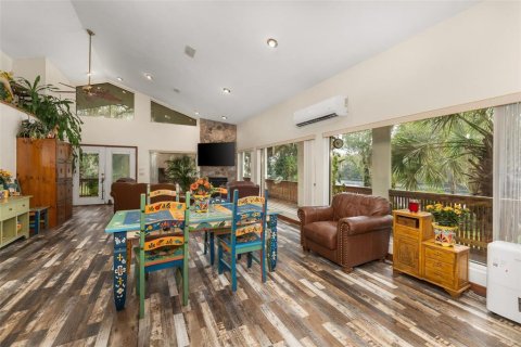 Villa ou maison à vendre à Old Town, Floride: 5 chambres, 386.47 m2 № 2342610 - photo 9