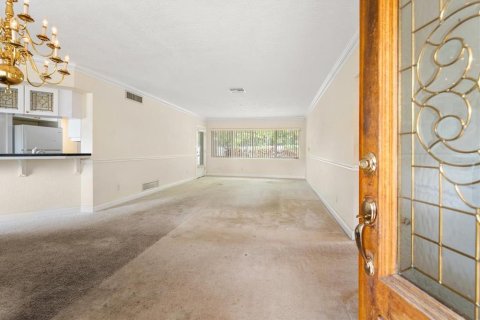 House in Belleair, Florida 3 bedrooms, 138.7 sq.m. № 2210984 - photo 3