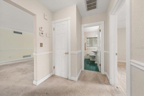 House in Belleair, Florida 3 bedrooms, 138.7 sq.m. № 2210984 - photo 15