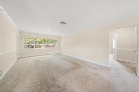 House in Belleair, Florida 3 bedrooms, 138.7 sq.m. № 2210984 - photo 14