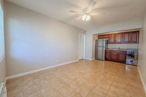 Townhouse in Pompano Beach, Florida 1 bedroom, 46.45 sq.m. № 2088317