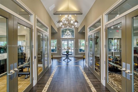 Townhouse in Hollywood, Florida 3 bedrooms, 132.01 sq.m. № 1925439 - photo 11