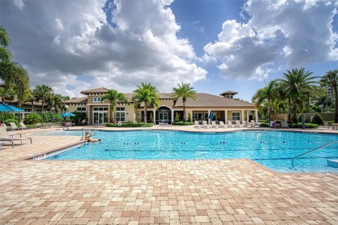 Townhouse in Hollywood, Florida 3 bedrooms, 132.01 sq.m. № 1925439 - photo 10