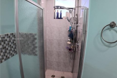 Condominio en alquiler en Coral Springs, Florida, 3 dormitorios, 109.53 m2 № 2064241 - foto 7