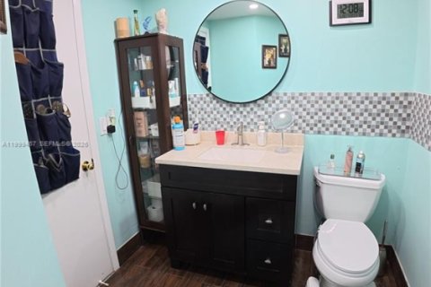 Condominio en alquiler en Coral Springs, Florida, 3 dormitorios, 109.53 m2 № 2064241 - foto 8