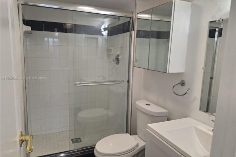 Copropriété à louer à Sunny Isles Beach, Floride: 2 chambres, 141.3 m2 № 2024082 - photo 18