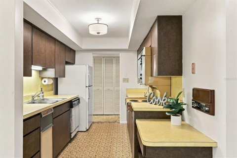 Condominio en venta en Sarasota, Florida, 2 dormitorios, 201.6 m2 № 2432802 - foto 16