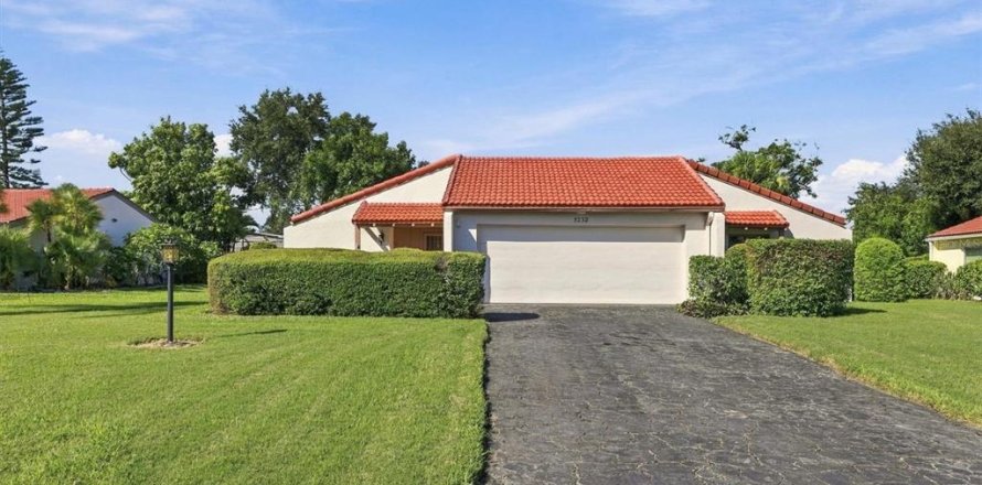 Condominio en Sarasota, Florida, 2 dormitorios № 2432802