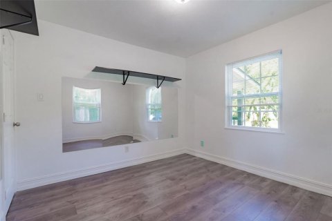 House in Longwood, Florida 3 bedrooms, 90.58 sq.m. № 2391590 - photo 15