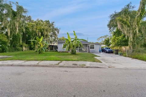 House in Longwood, Florida 3 bedrooms, 90.58 sq.m. № 2391590