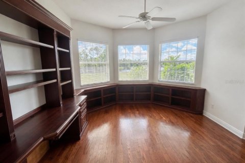 House in Venice, Florida 4 bedrooms, 368.73 sq.m. № 2093482 - photo 27