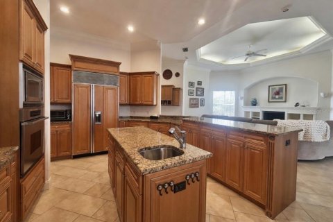 House in Venice, Florida 4 bedrooms, 368.73 sq.m. № 2093482 - photo 11