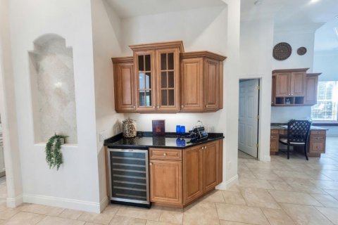 House in Venice, Florida 4 bedrooms, 368.73 sq.m. № 2093482 - photo 10