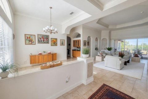 House in Venice, Florida 4 bedrooms, 368.73 sq.m. № 2093482 - photo 4