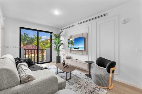 Copropriété à vendre à Coral Gables, Floride: 2 chambres № 2061815 - photo 18