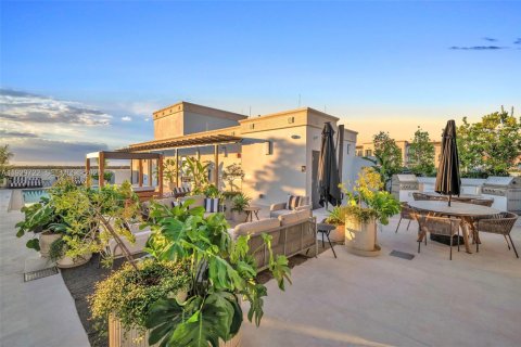 Copropriété à vendre à Coral Gables, Floride: 2 chambres № 2061815 - photo 30