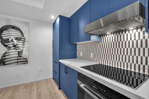 Copropriété à vendre à Coral Gables, Floride: 2 chambres № 2061815 - photo 8