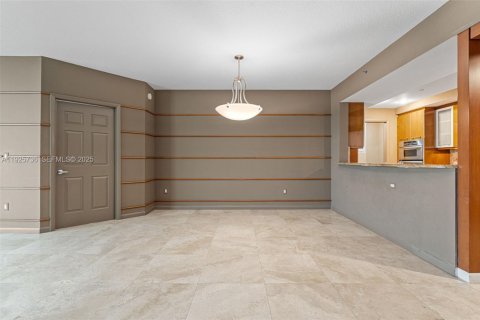 Condo in Fort Lauderdale, Florida, 2 bedrooms № 1986138 - photo 6
