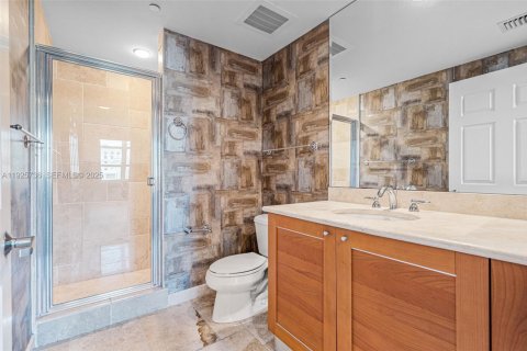 Condo in Fort Lauderdale, Florida, 2 bedrooms № 1986138 - photo 20