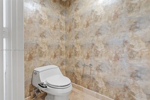 Condo in Fort Lauderdale, Florida, 2 bedrooms № 1986138 - photo 27