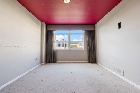 Condo in Fort Lauderdale, Florida, 2 bedrooms № 1986138 - photo 22