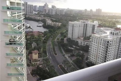 Condo in Aventura, Florida, 2 bedrooms in LANDMARK № 1959351 - photo 6