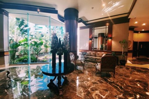 Condo in Aventura, Florida, 2 bedrooms in LANDMARK № 1959351 - photo 13