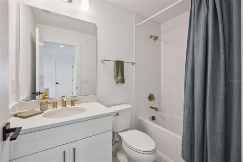 Villa ou maison à vendre à Apopka, Floride: 3 chambres, 191.66 m2 № 2421828 - photo 26