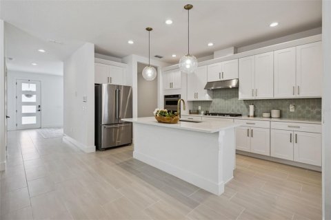 Villa ou maison à vendre à Apopka, Floride: 3 chambres, 191.66 m2 № 2421828 - photo 9
