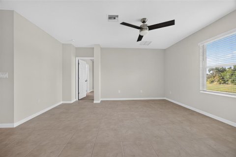 Villa ou maison à vendre à Punta Gorda, Floride: 4 chambres, 168.34 m2 № 2410112 - photo 6