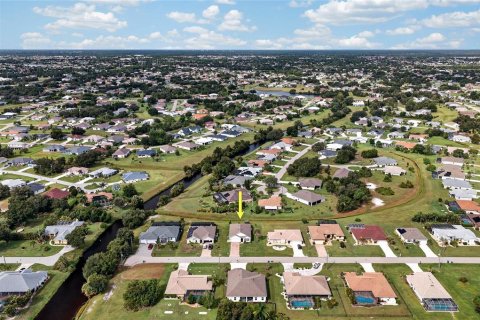 Villa ou maison à vendre à Punta Gorda, Floride: 4 chambres, 168.34 m2 № 2410112 - photo 28