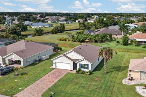 Villa ou maison à vendre à Punta Gorda, Floride: 4 chambres, 168.34 m2 № 2410112 - photo 26