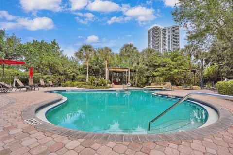 Condominio en venta en Aventura, Florida, 2 dormitorios, 126.44 m2 № 1962314 - foto 5