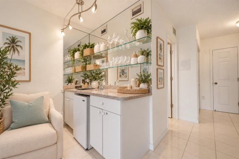 Touwnhouse à vendre à Seminole, Floride: 3 chambres, 201.97 m2 № 2402803 - photo 9